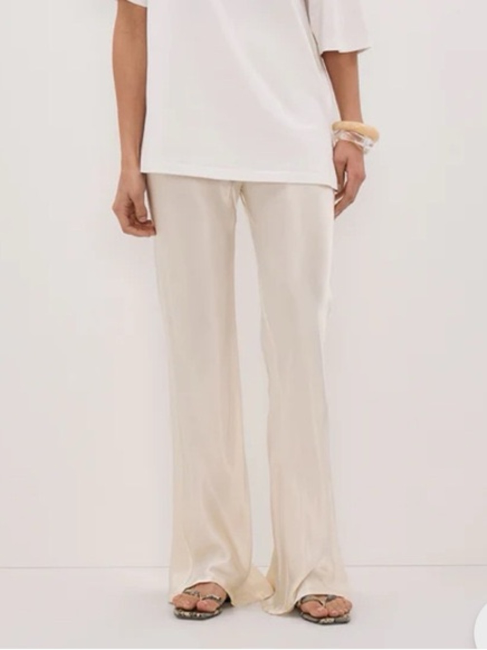 Dissh Ivory Satin Pull On Pants Sz 4